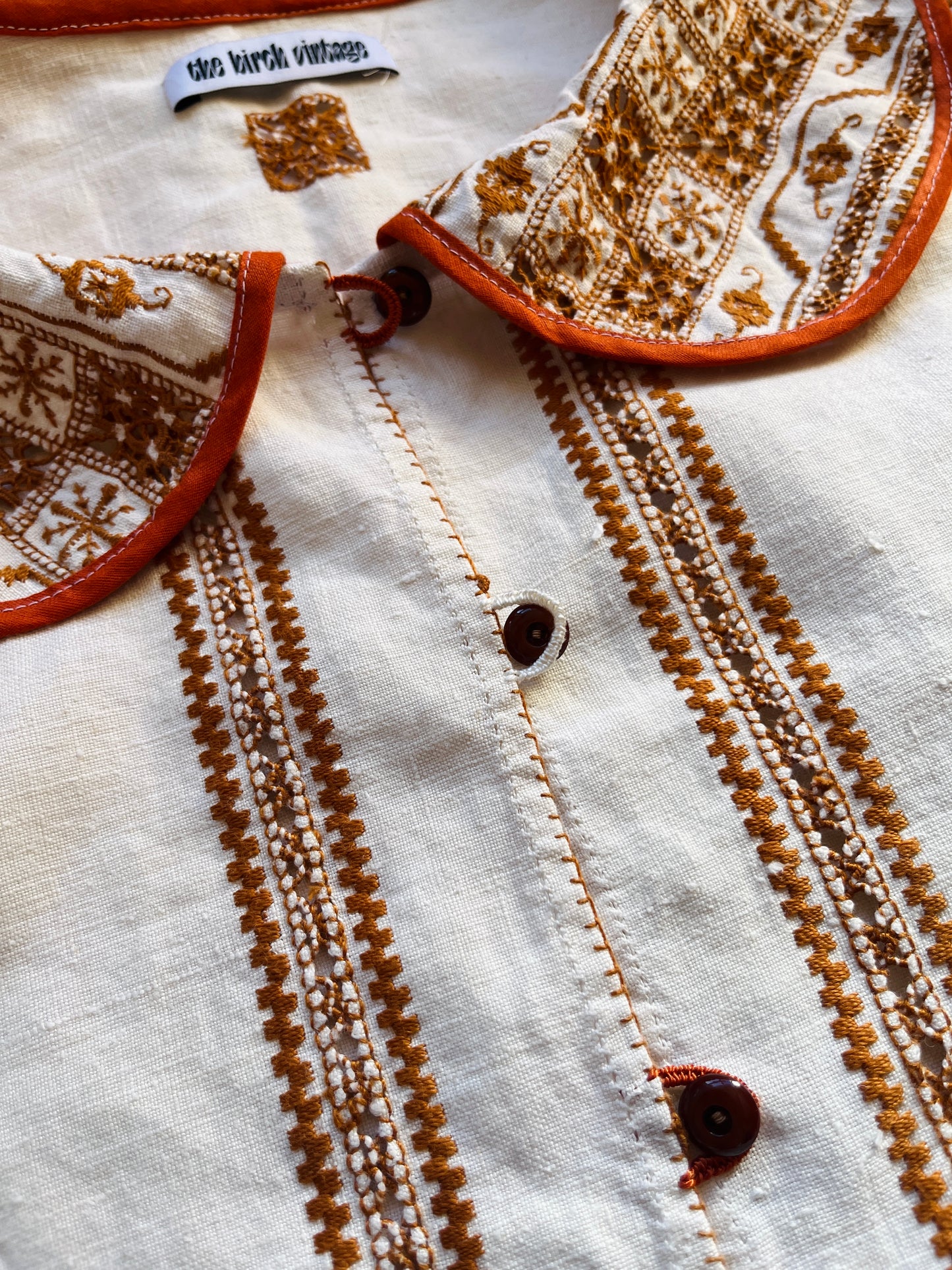 Beautiful Lagartera Embroidered Round Collar Shirt