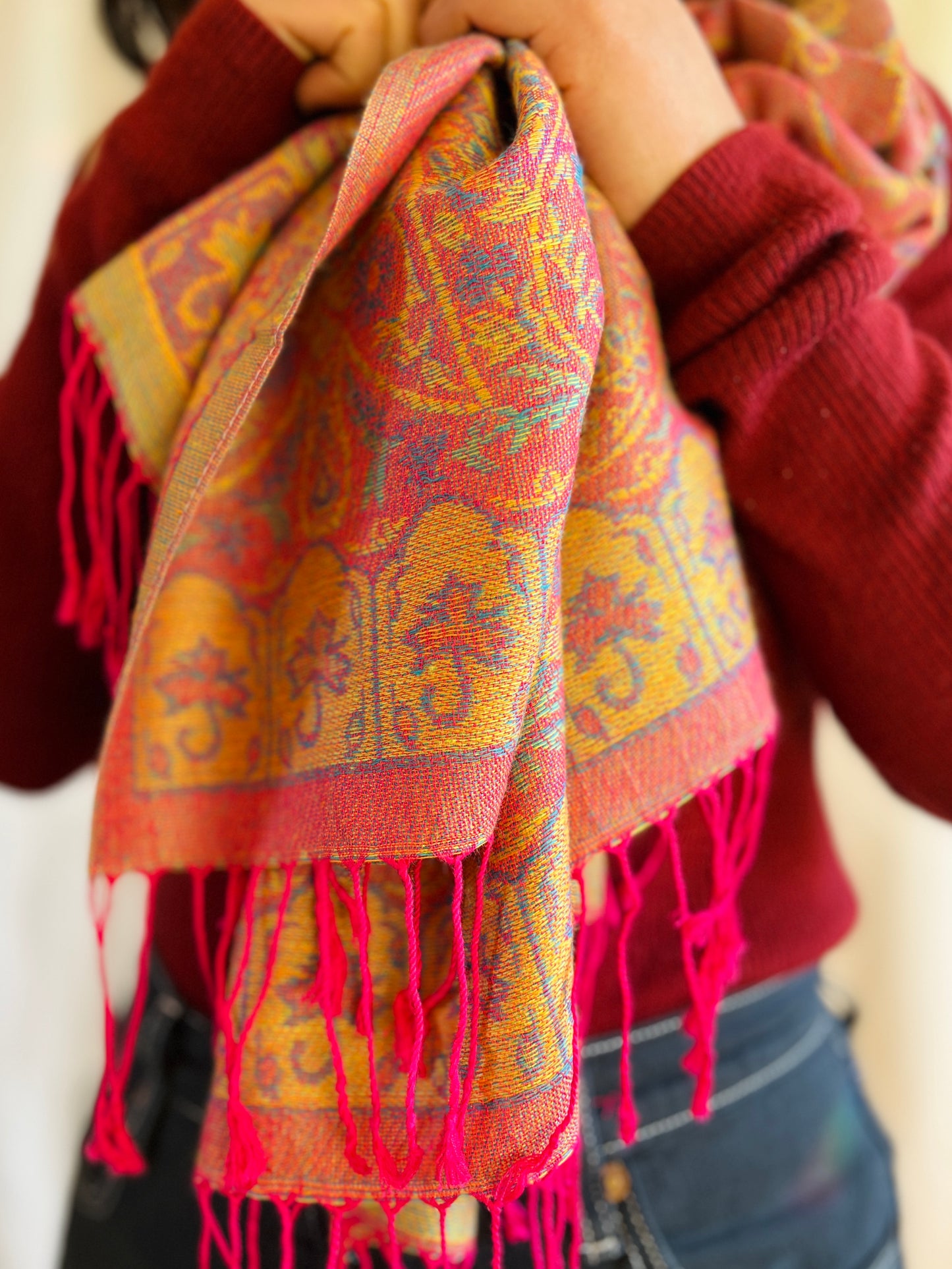 Vintage Pashmina Silk Shawl Reversible Tassel Paisley woven scarf