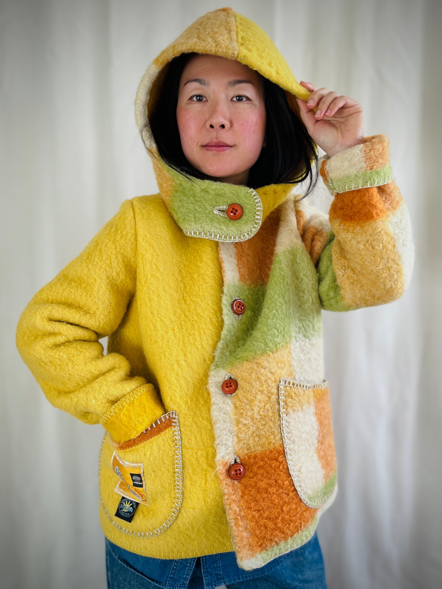 Repurpose thick wool blanket turns cosy winter coat with detachable Hoodie