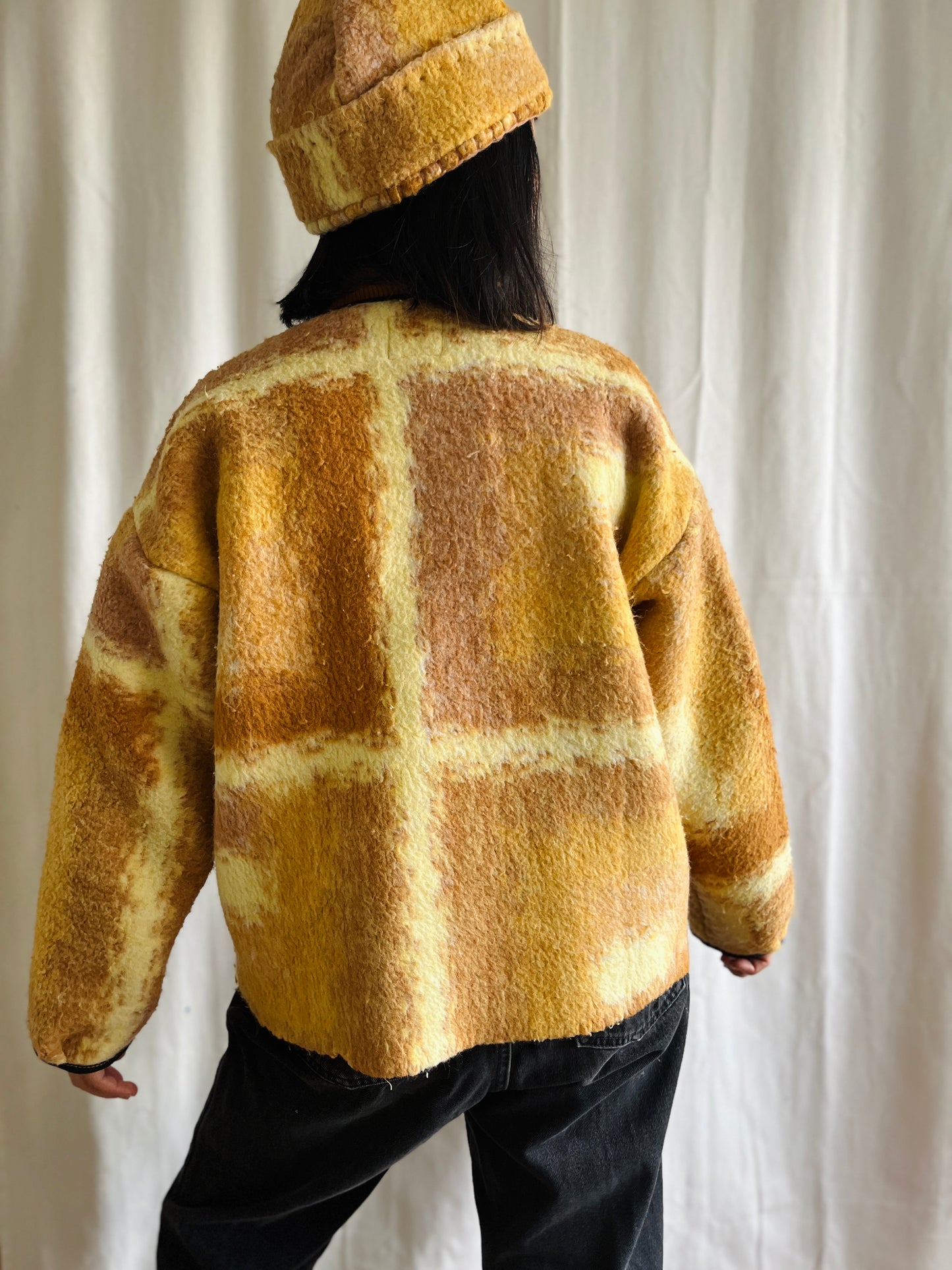 🎴 Vintage Pure Wool Blanket Short Coat and Beanie