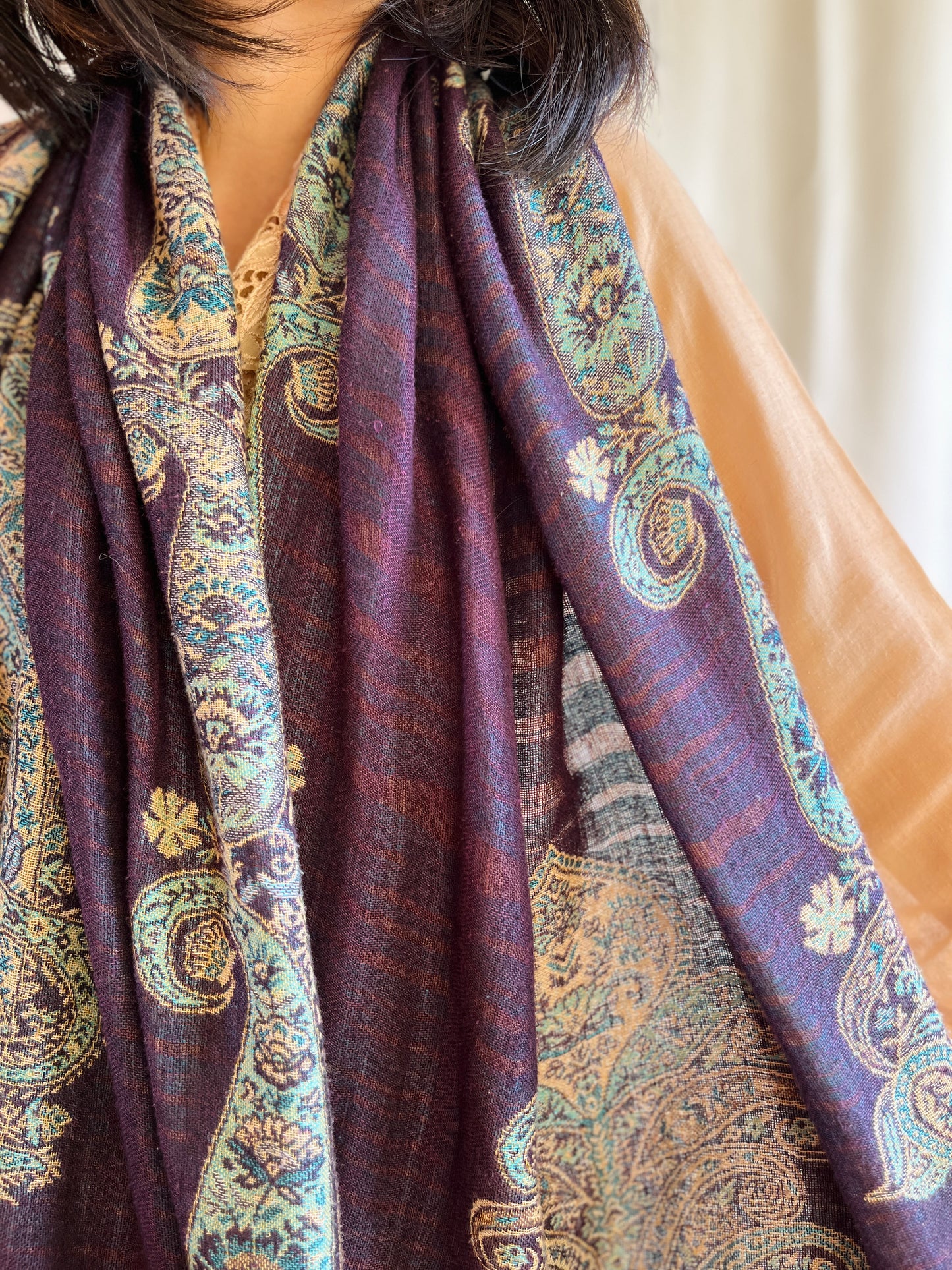 Reversible Electric Purple and Blue Indian Woven Wool Shawl
