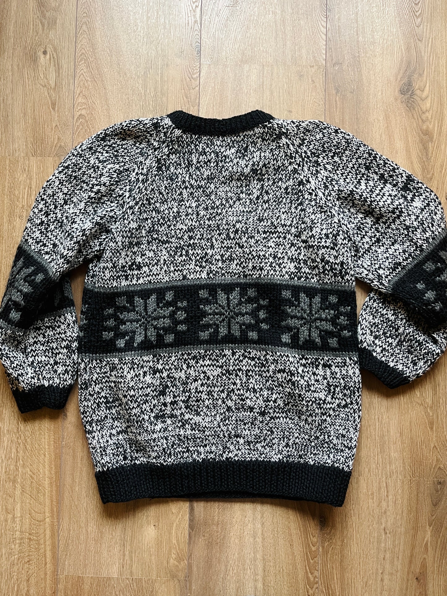 Swiss made Weinberg Zürich hand knitted boyfriend jumper
