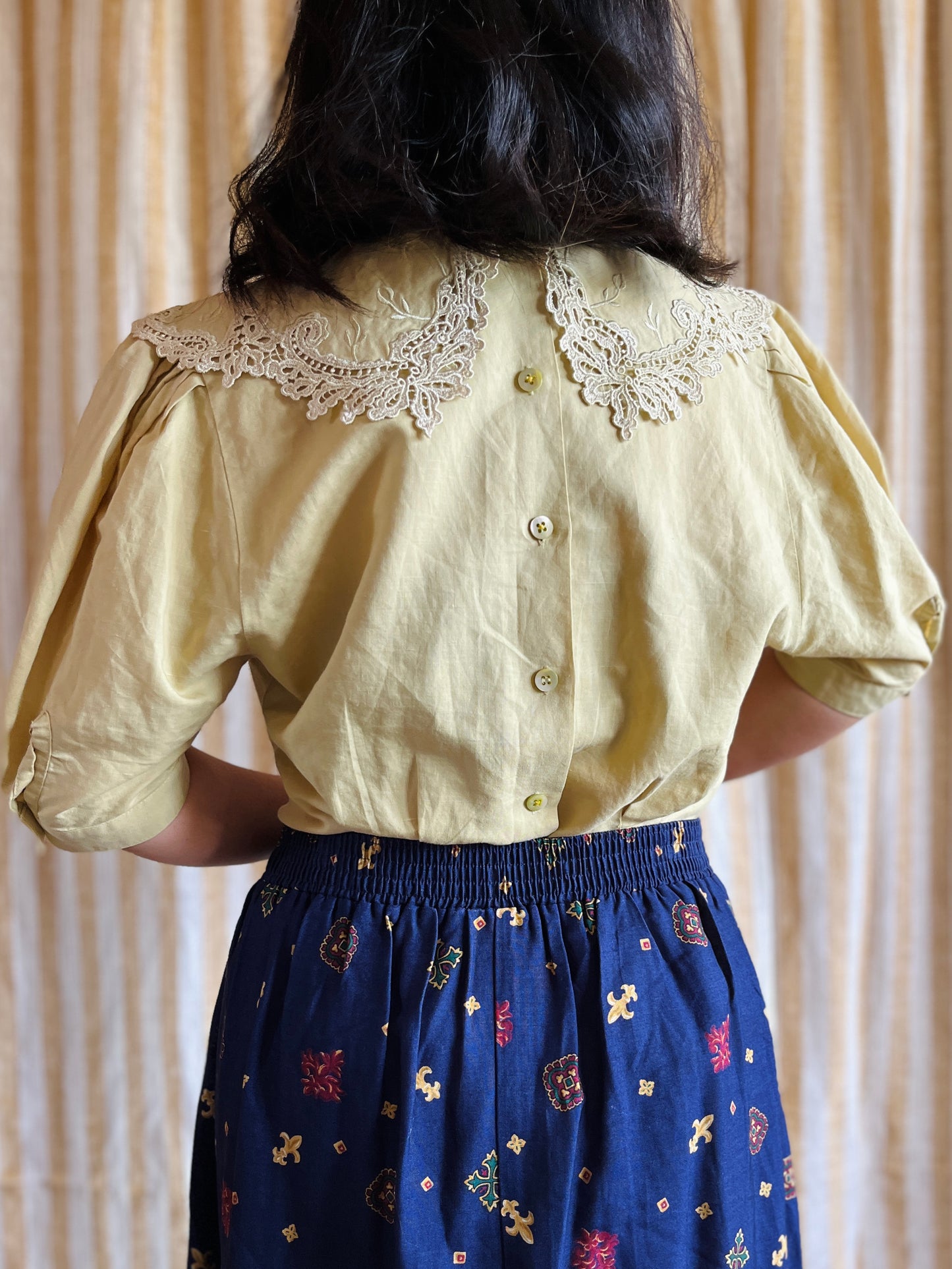80s Cottage Butter Yellow Lace blouse