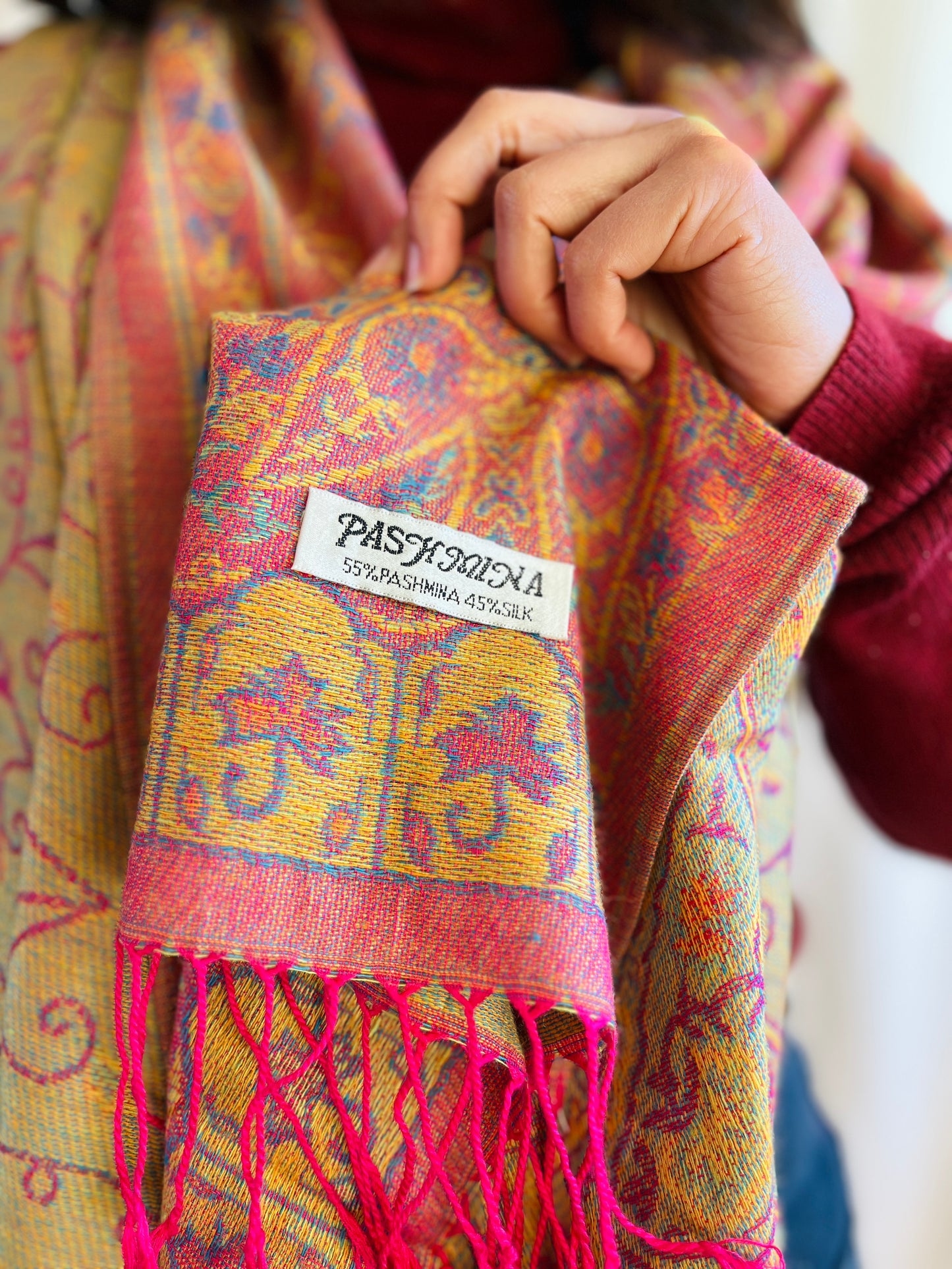 Vintage Pashmina Silk Shawl Reversible Tassel Paisley woven scarf