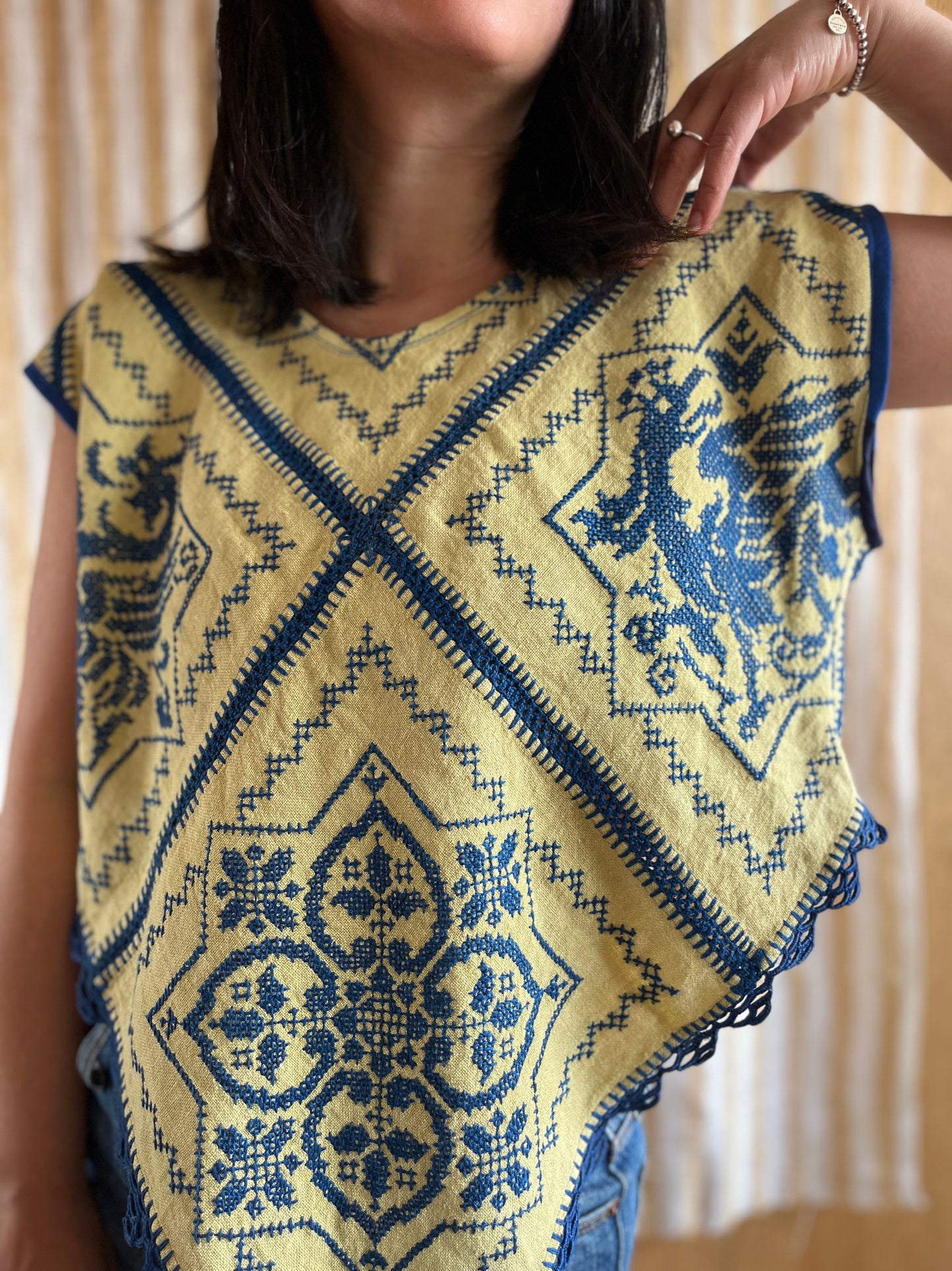 Diamond Dragon Top Cap Sleeves