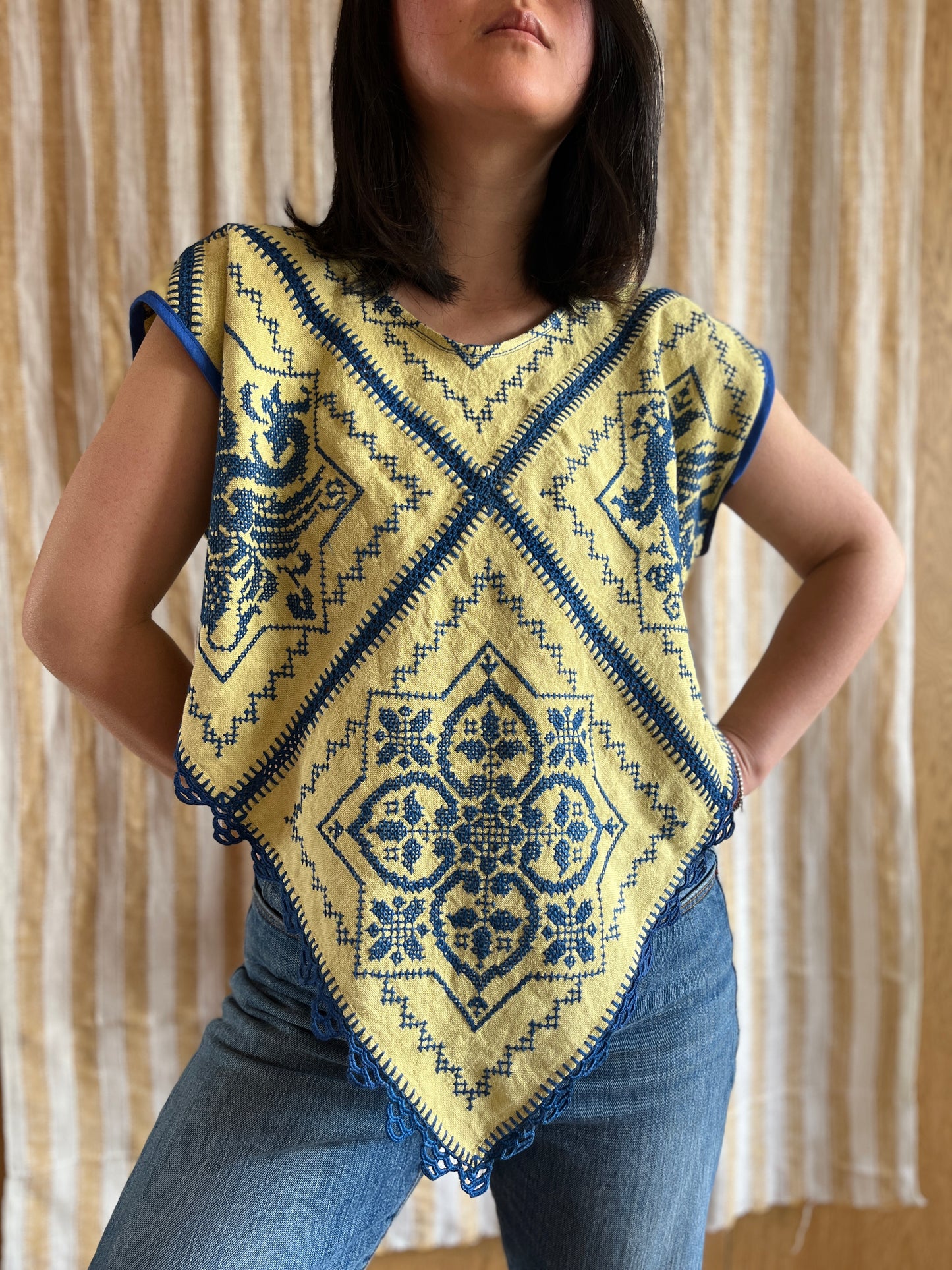 Diamond Dragon Top Cap Sleeves