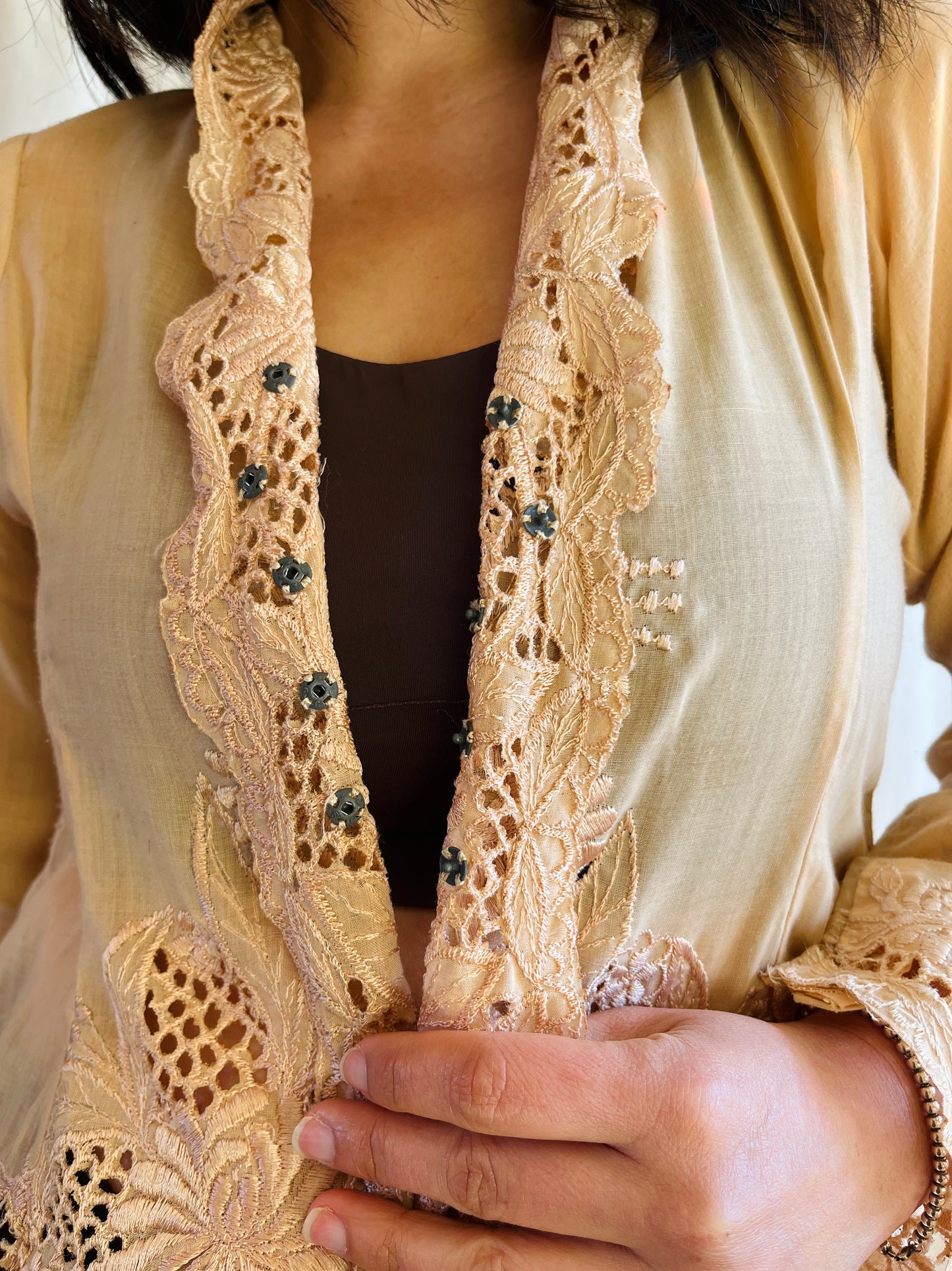 Sweet apricot 60s handmade lace snap button blouse