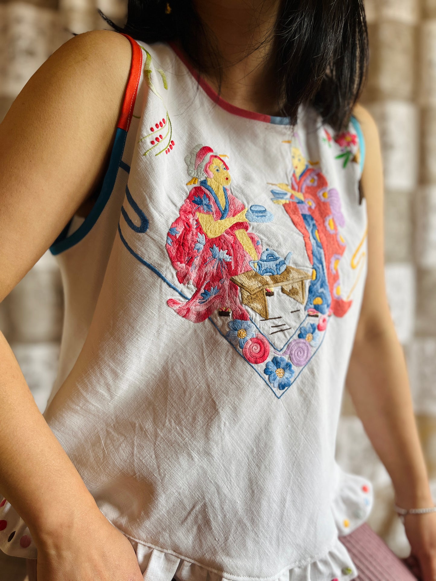 The Japanese tea party Statement tank top