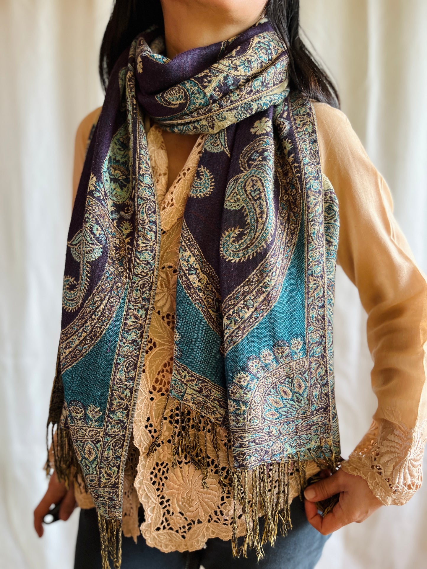 Reversible Electric Purple and Blue Indian Woven Wool Shawl