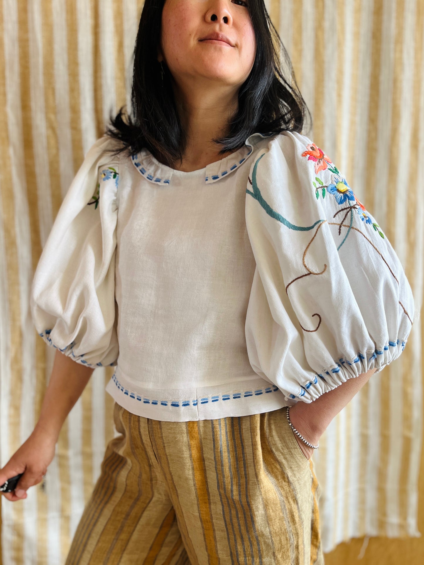 Nordic Floral Air Balloon Sleeves Cropped Top