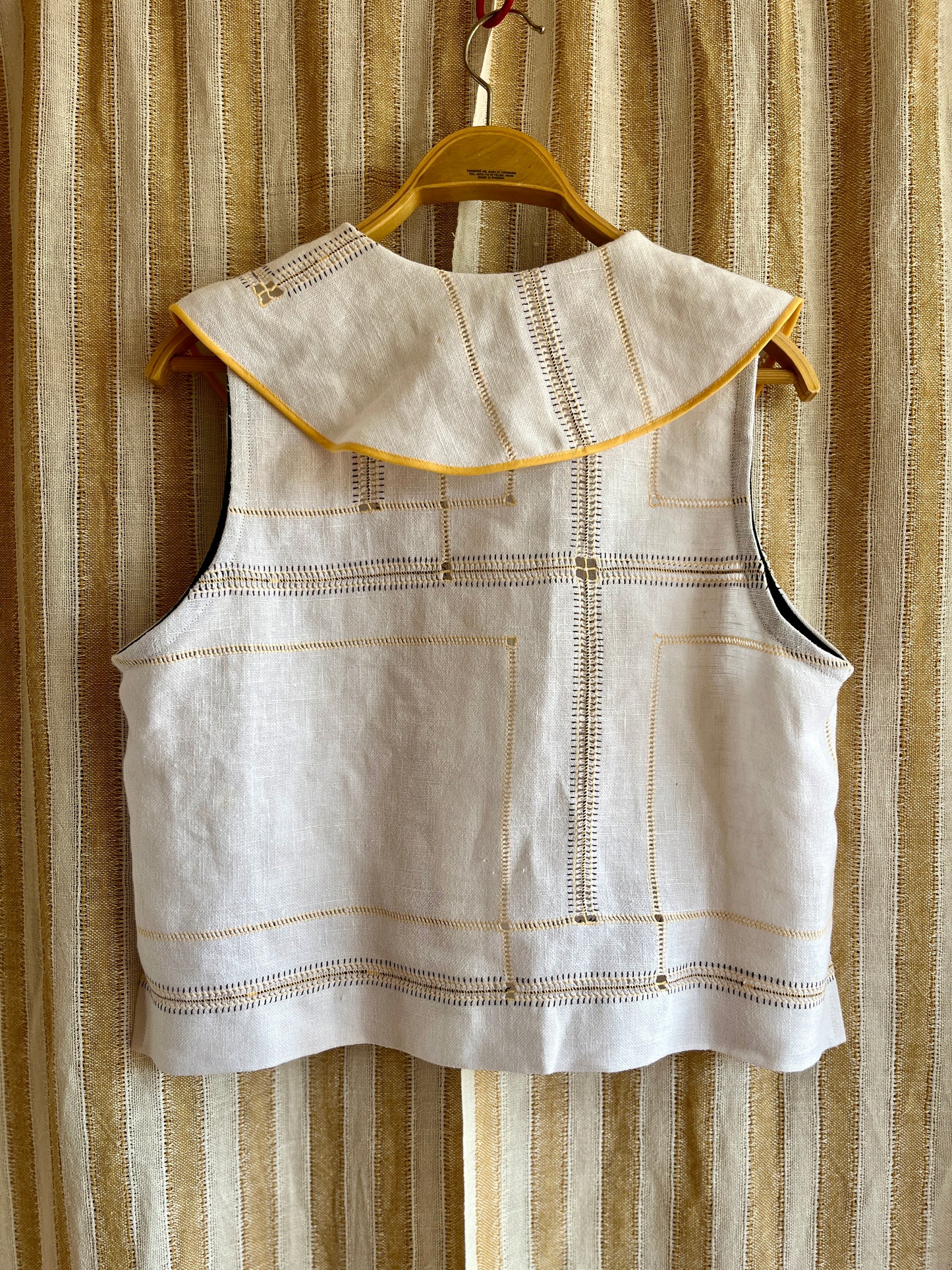 Collar Tank Top - Yellow and black lines