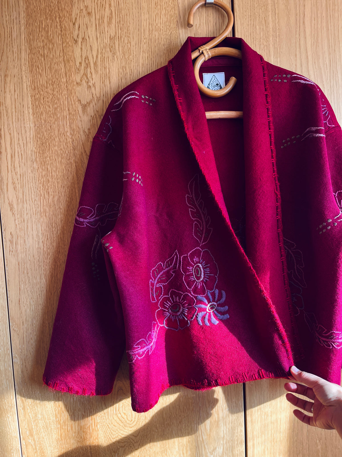 Double Wool Short Kimono with silk and metallic embroidery