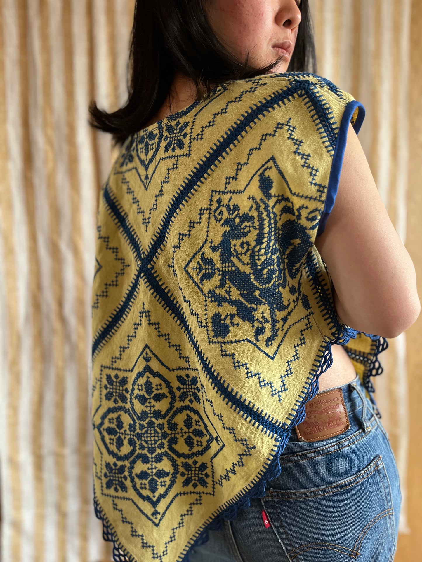 Diamond Dragon Top Cap Sleeves