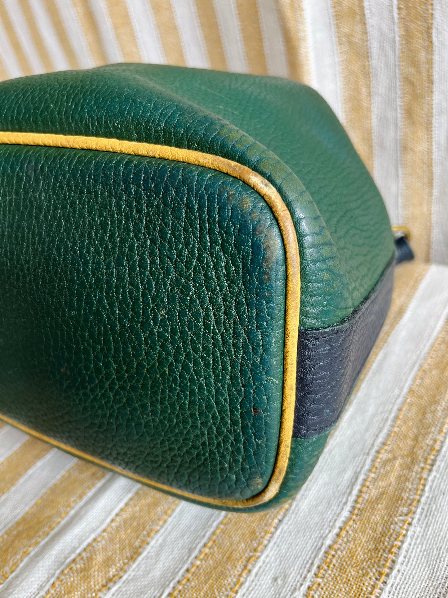 Teton Kelly Green Drawstring Bag