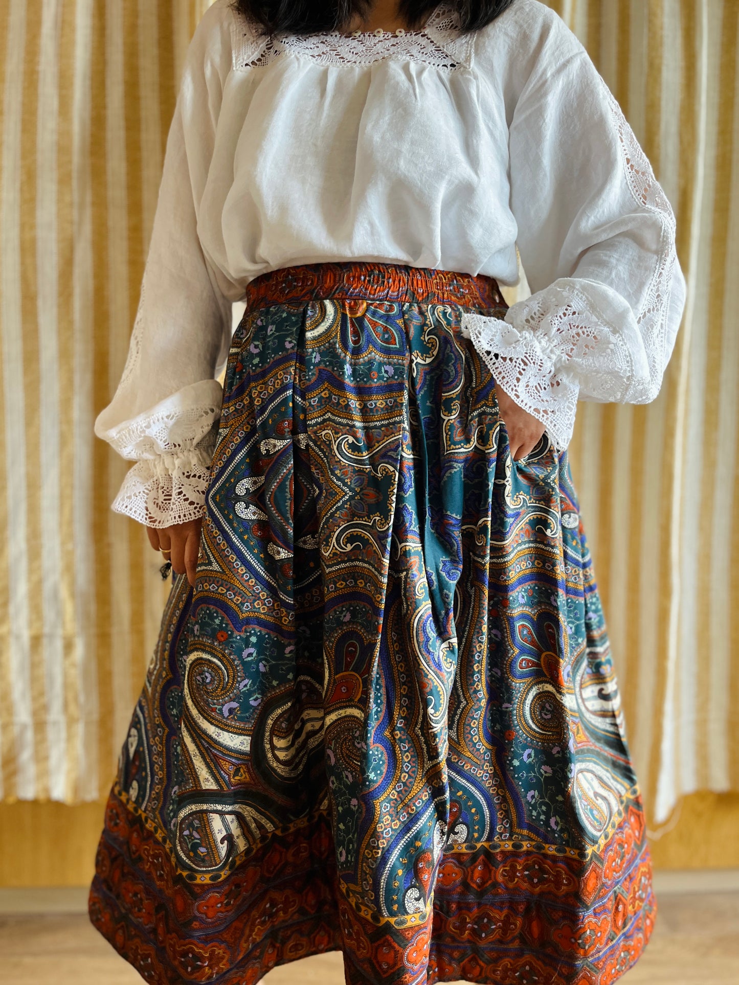 Handmade vintage 70s Bottom Quilted A-line Skirt