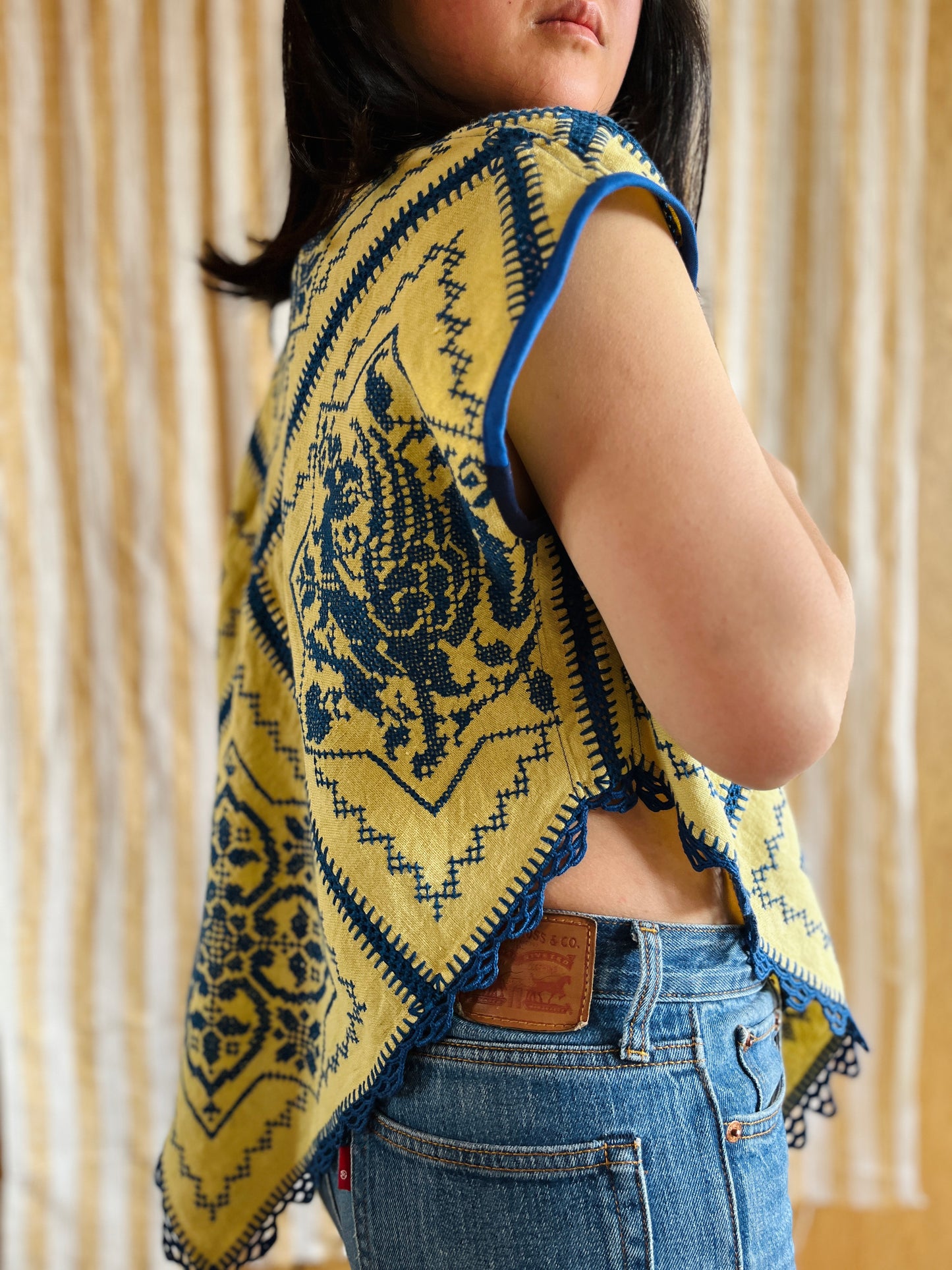 Diamond Dragon Top Cap Sleeves