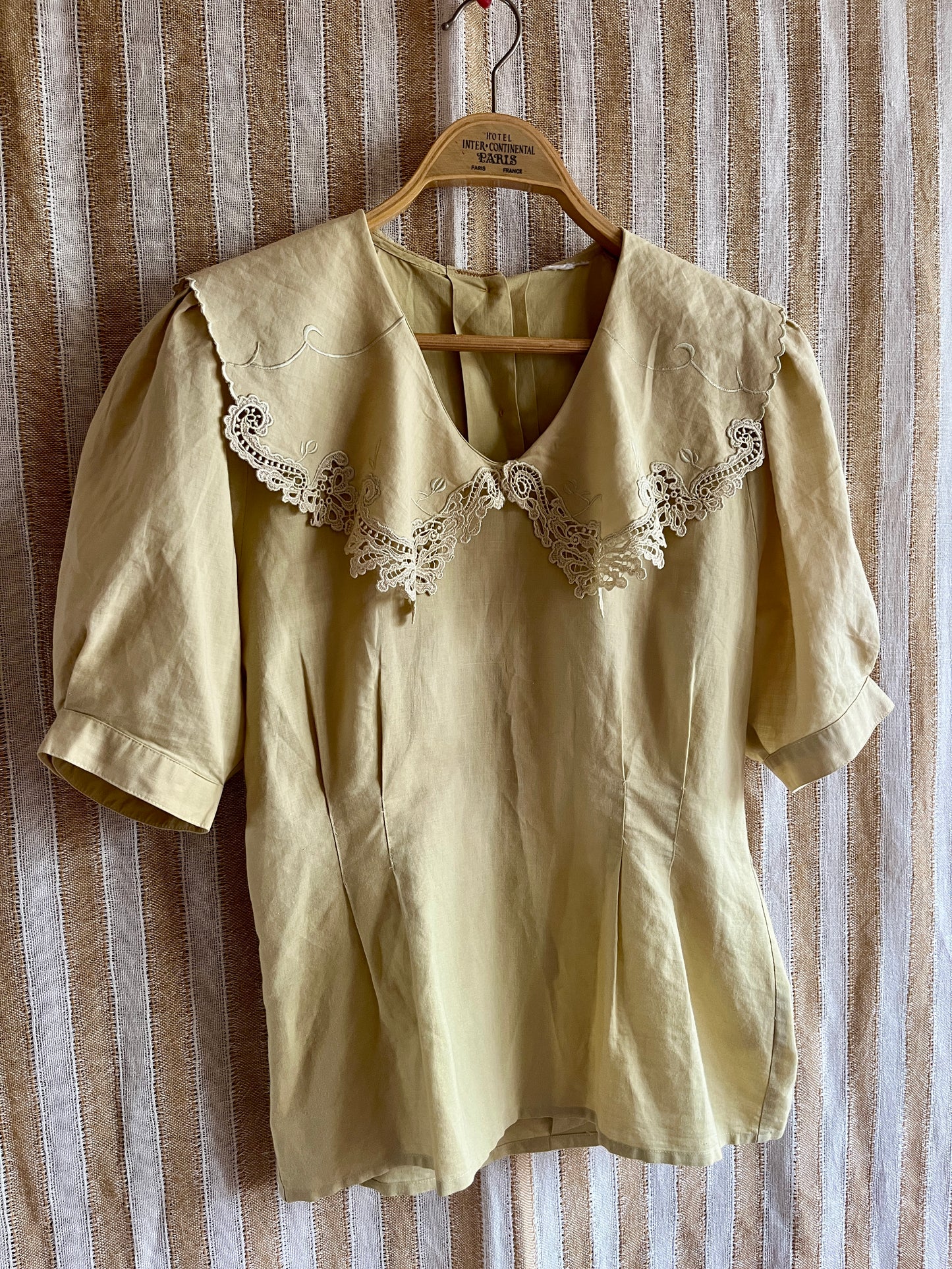 80s Cottage Butter Yellow Lace blouse