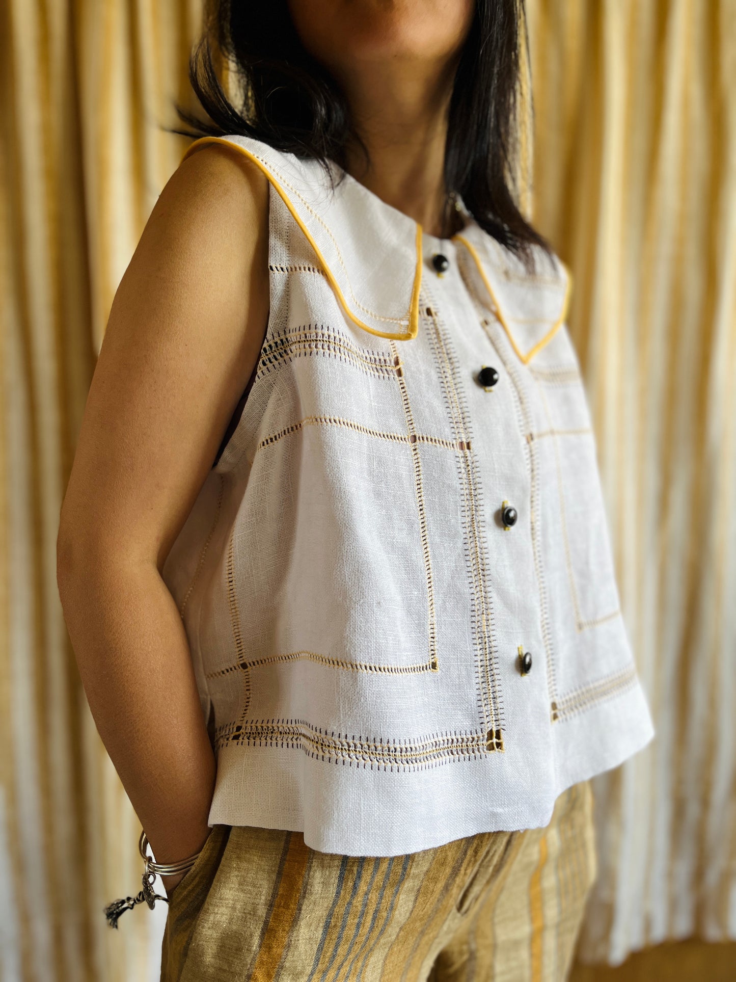 Collar Tank Top - Yellow and black lines