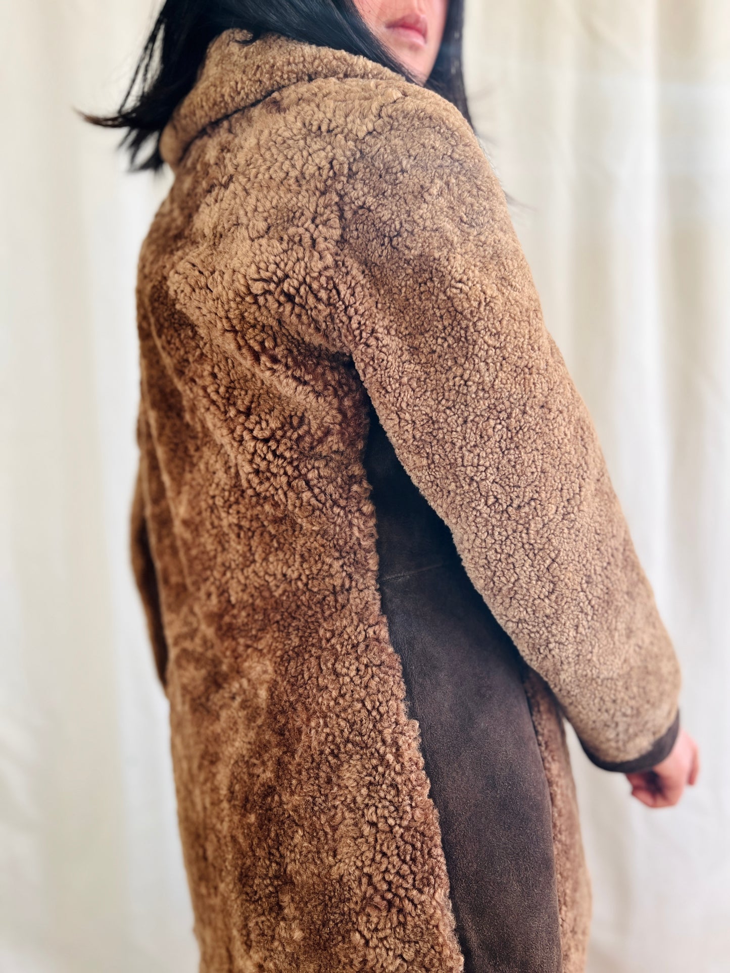 Stunning 70s Vintage Teddy Brown Shearling lambswool fur Coat