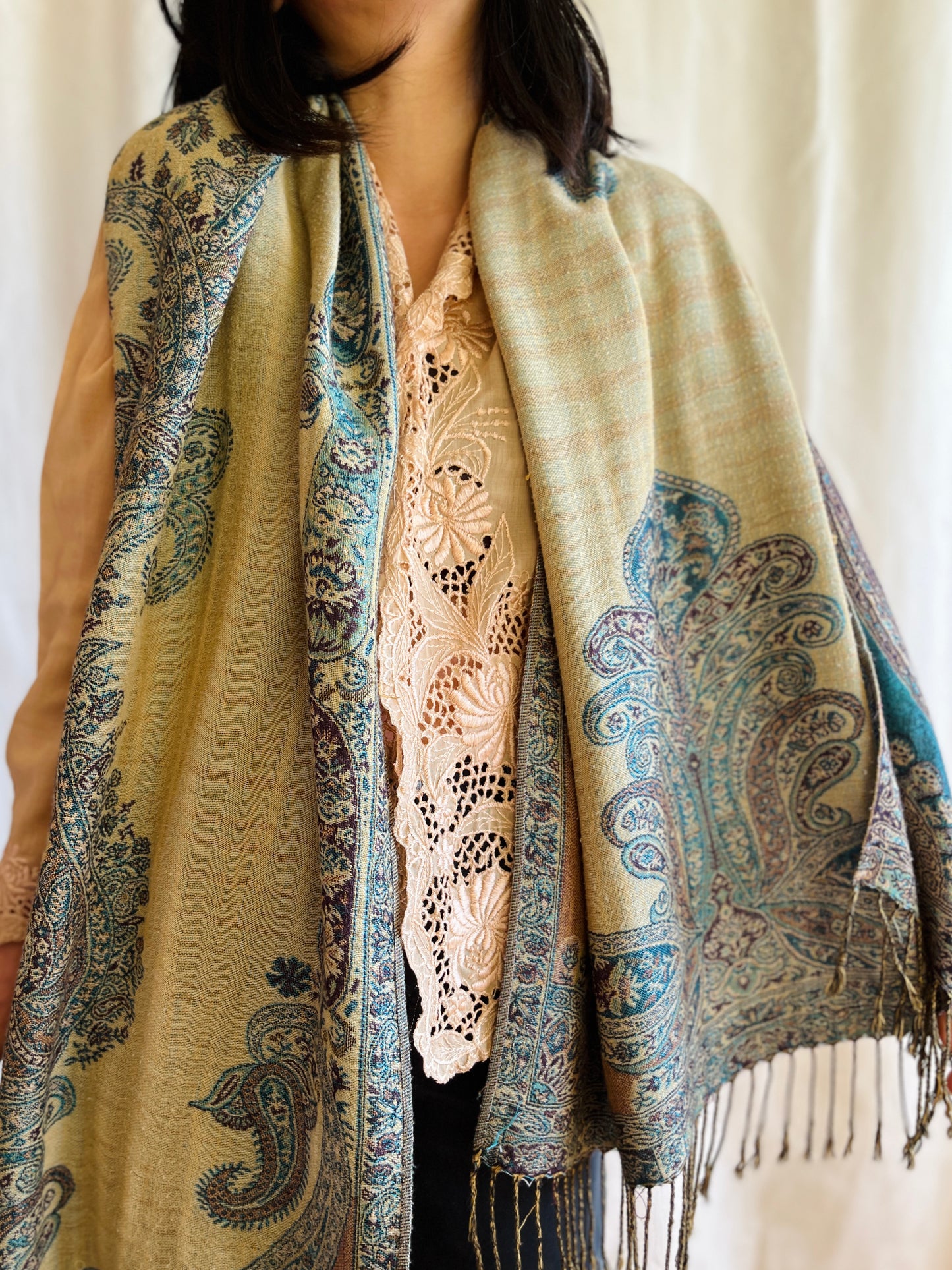 Reversible Electric Purple and Blue Indian Woven Wool Shawl