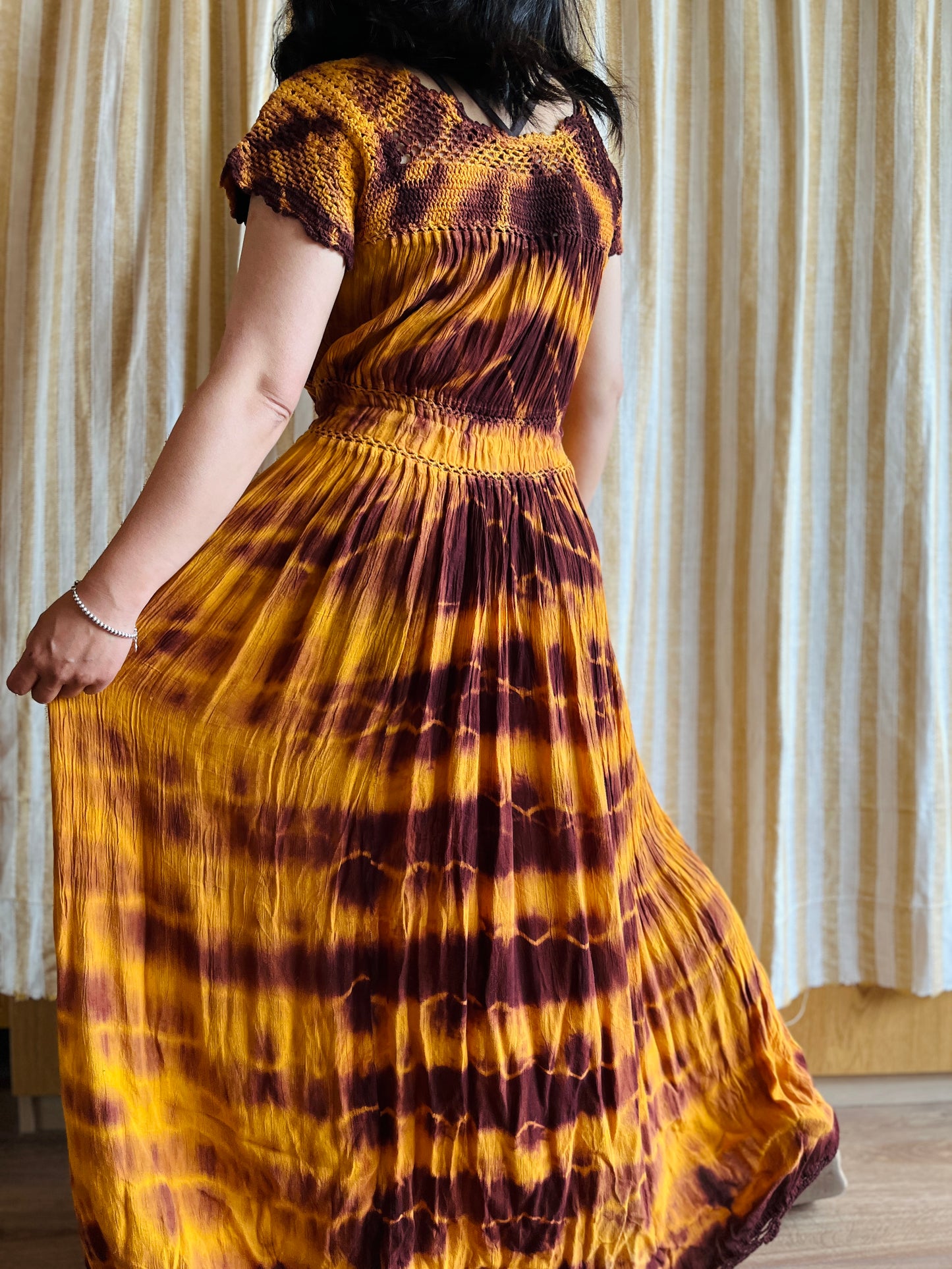 Vintage 1970s handmade Tie-dye Muslim Dress
