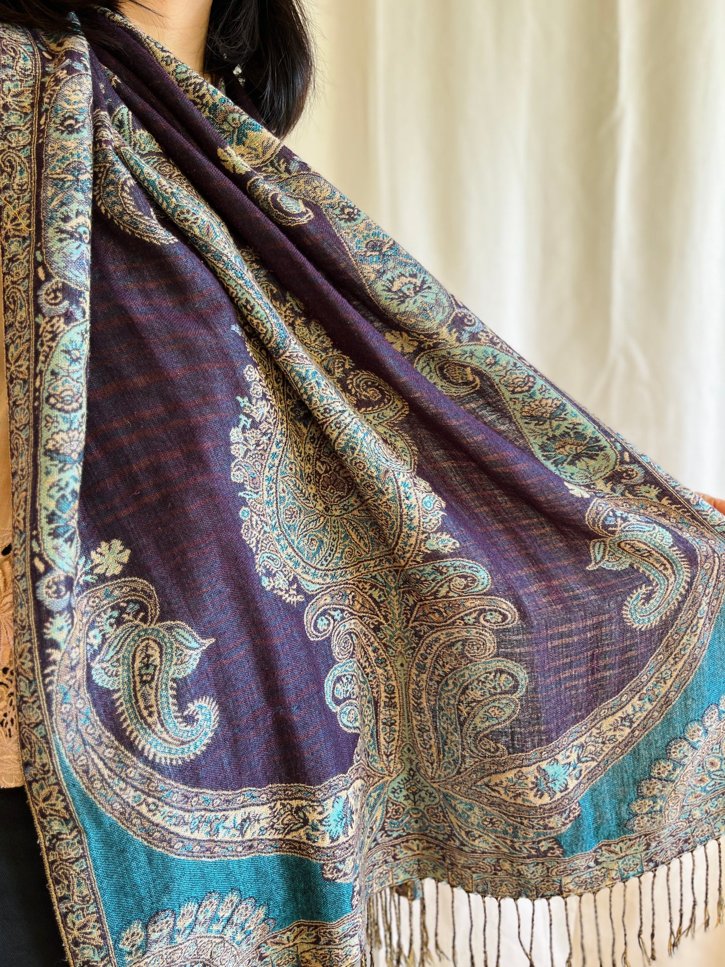 Reversible Electric Purple and Blue Indian Woven Wool Shawl