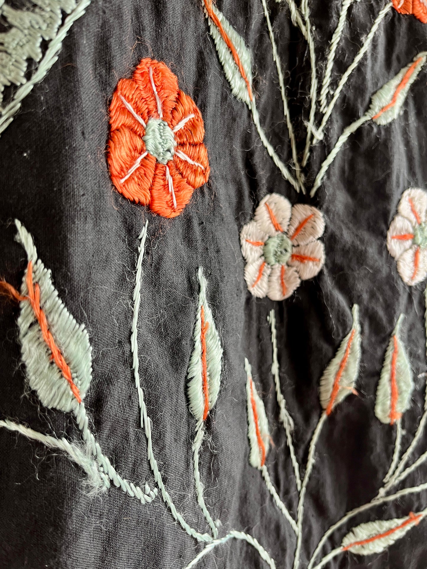 70s Classic Afghanistan Silk Embroidered Gilet XS
