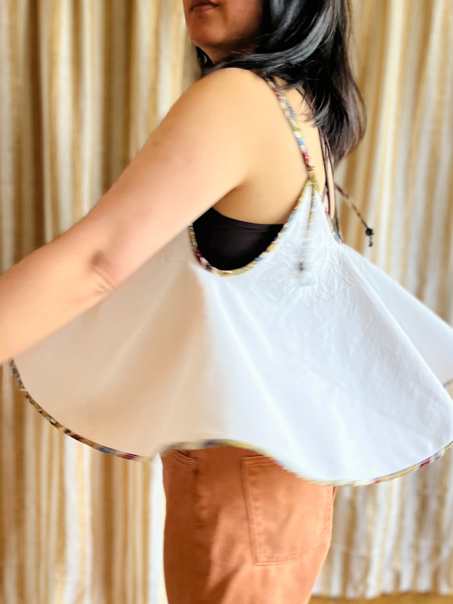 Circular tablecloth top - Hidden Embroidery Linen