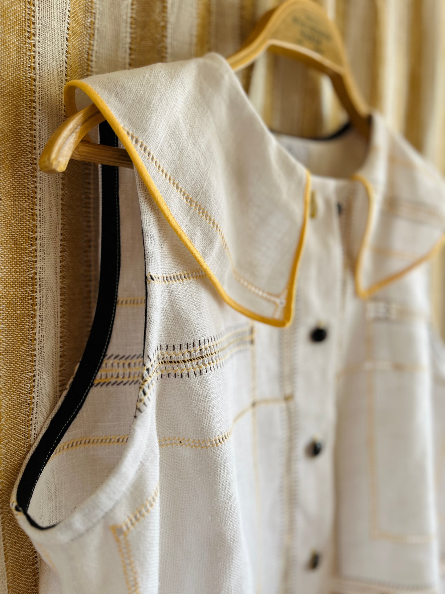 Collar Tank Top - Yellow and black lines