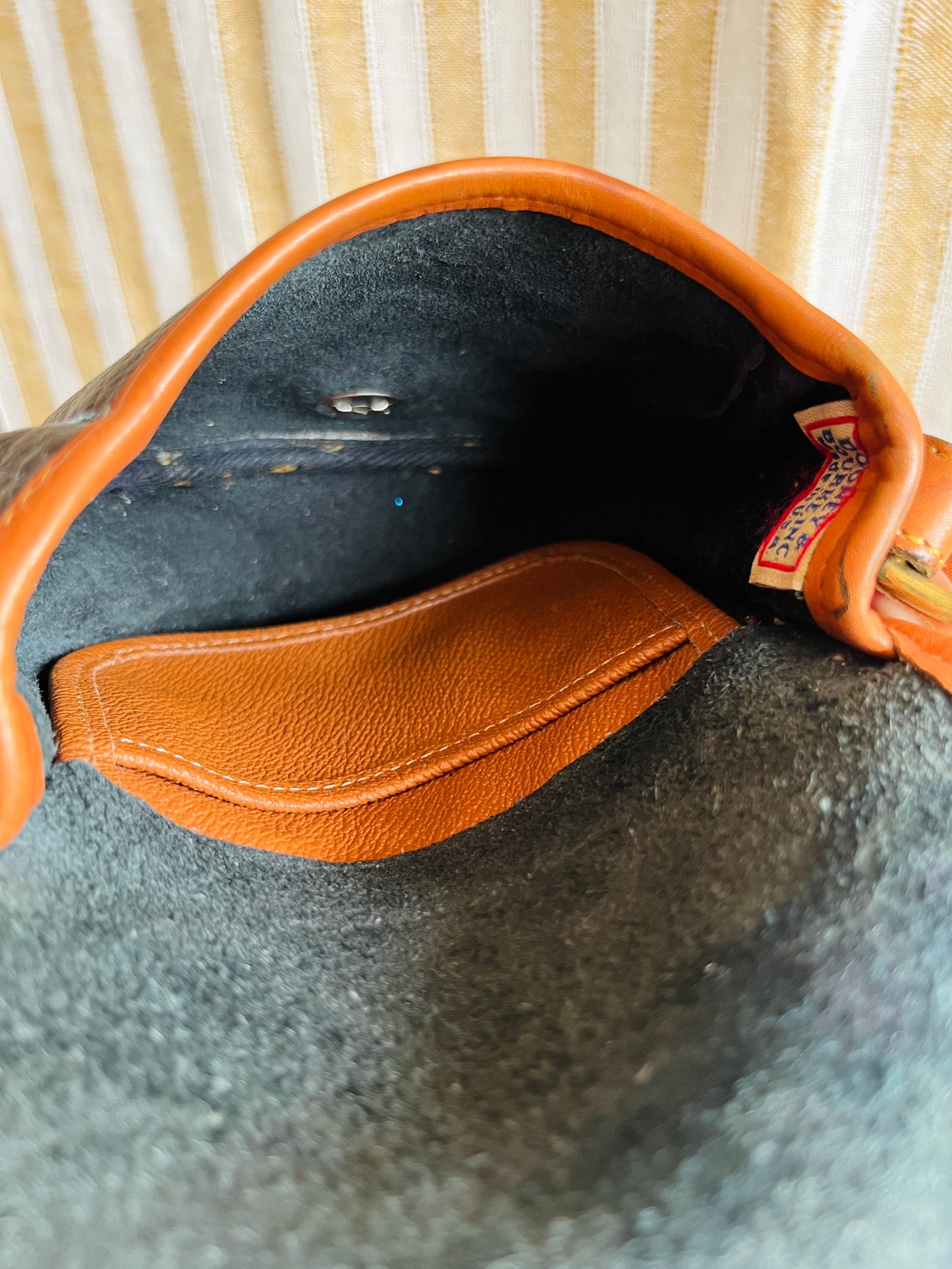 Black and British Tan BIG DUCK Crossbody