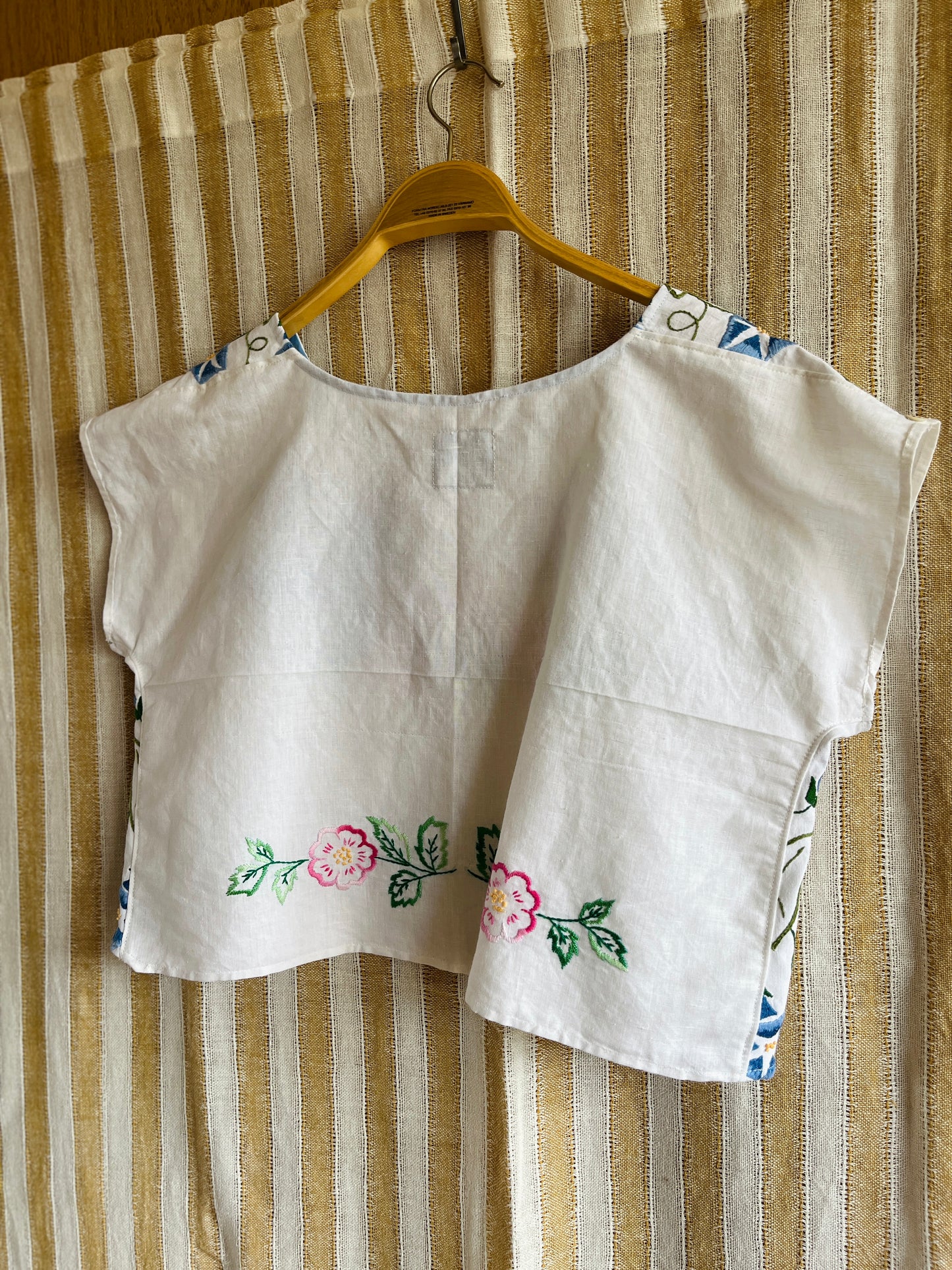 Blue birds tee