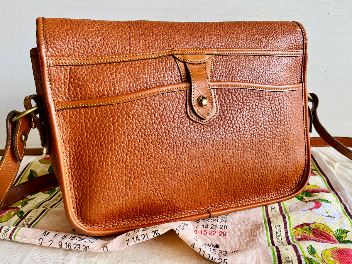 Vintage Dooney & Bourke R35 Double Pocket Outback Messenger