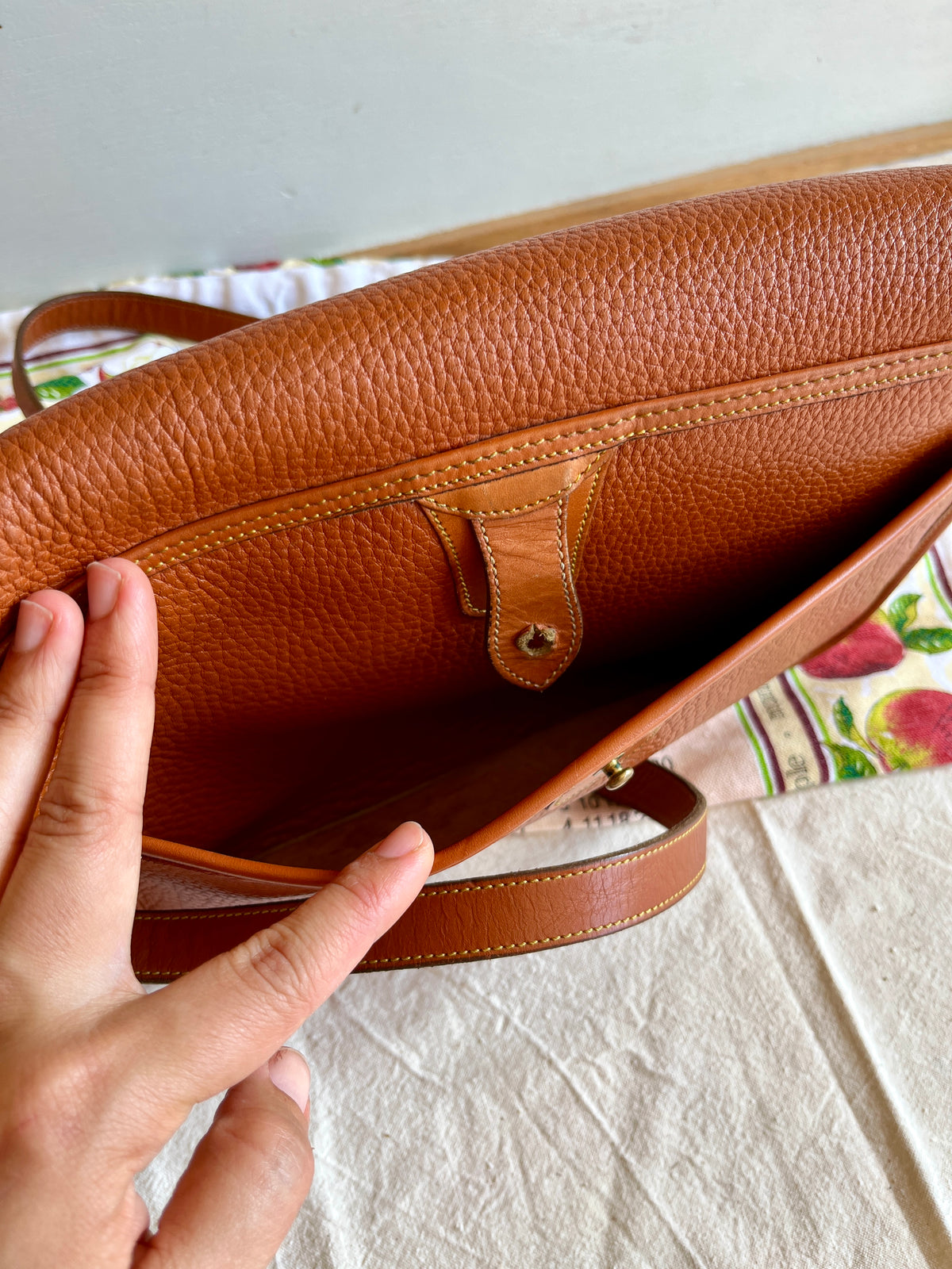 Vintage Dooney & Bourke R35 Double Pocket Outback Messenger