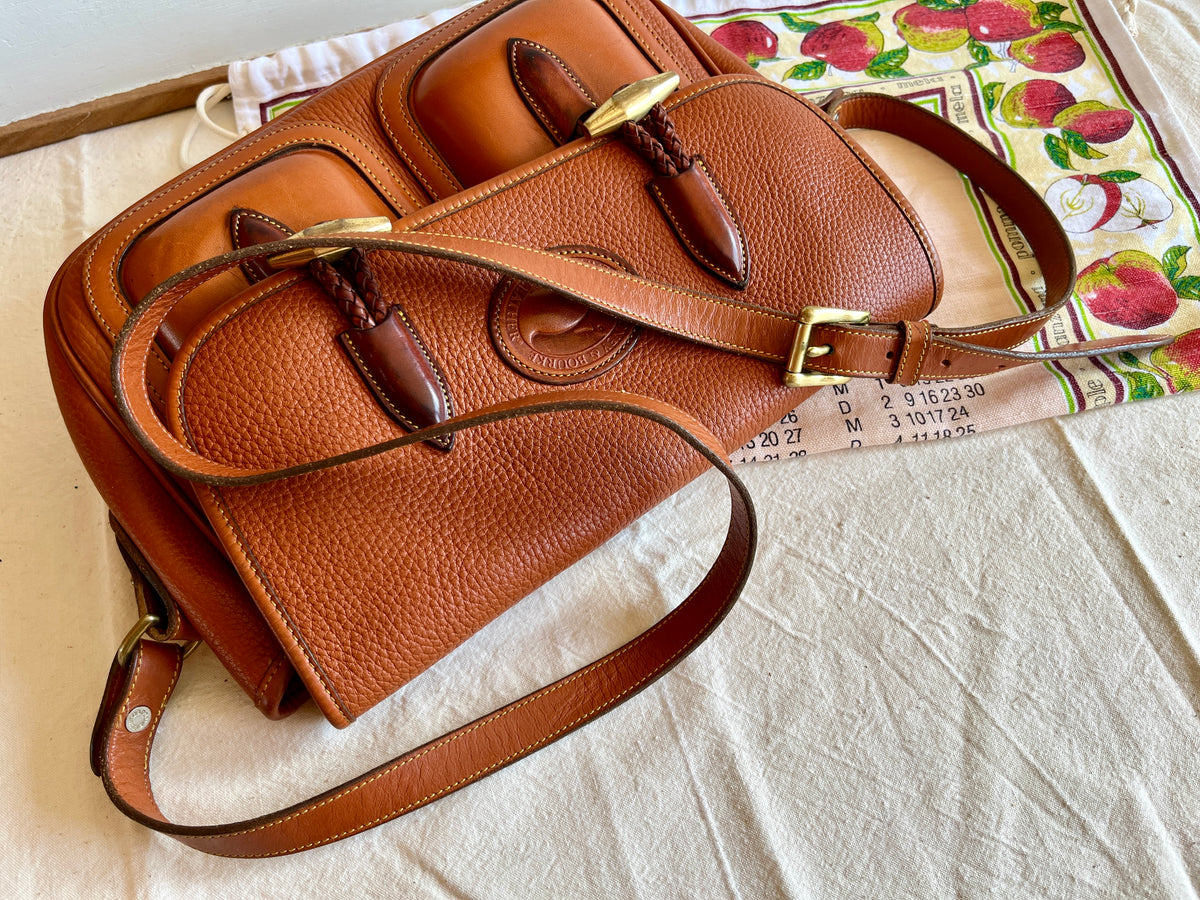 Vintage Dooney & Bourke R35 Double Pocket Outback Messenger