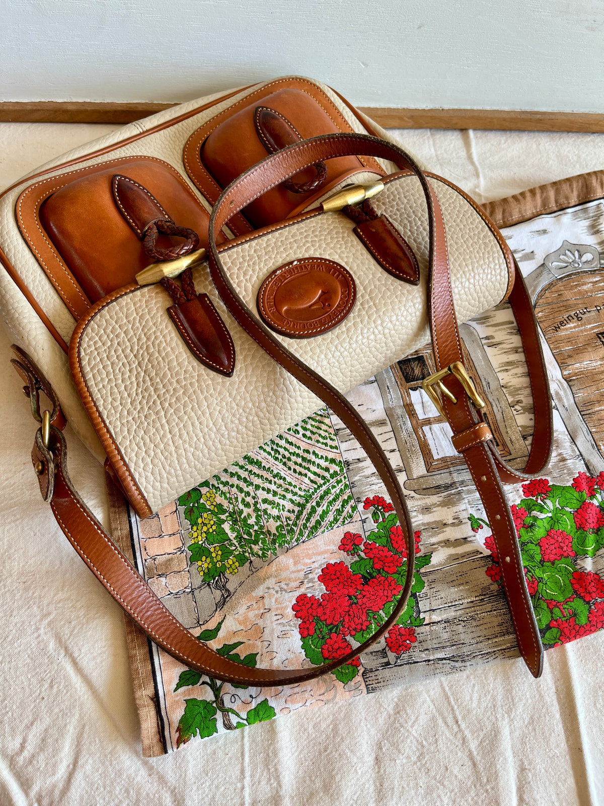 Vintage Dooney & Bourke R35 Double Pocket Outback Messenger