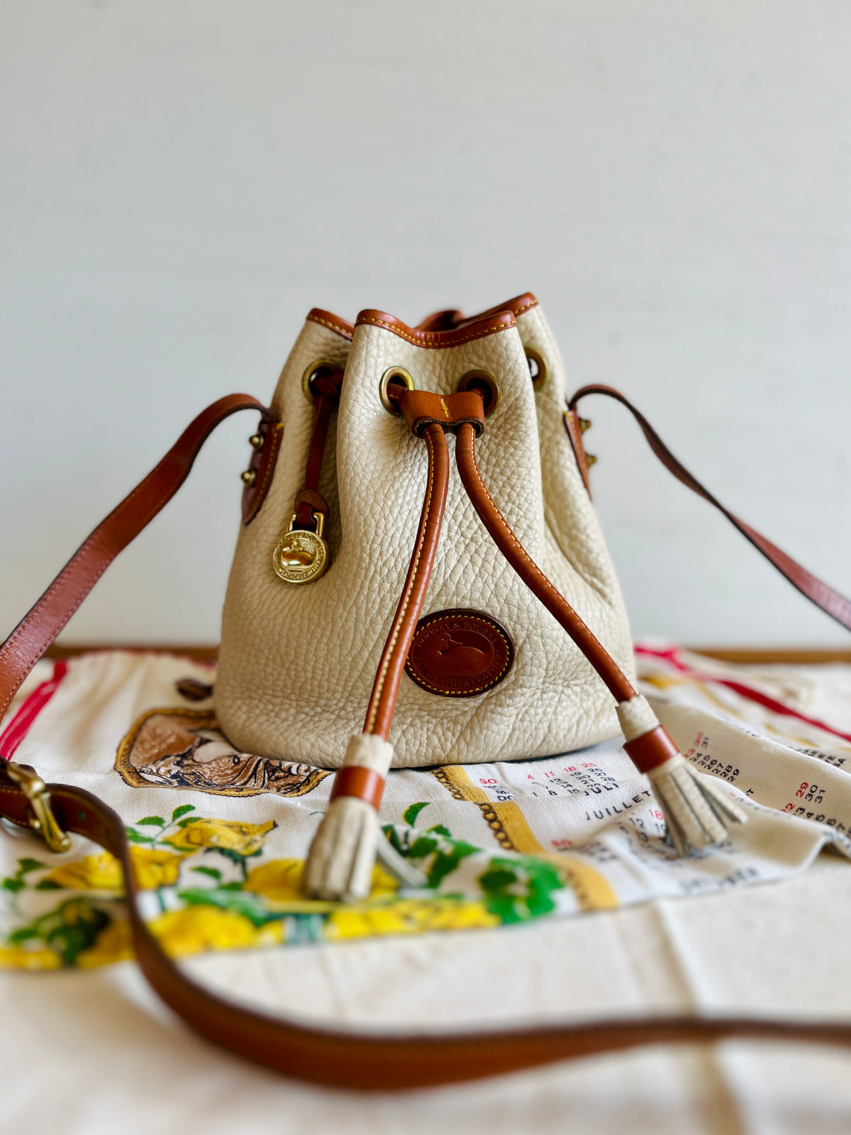Vintage Dooney & Bourke R134 Mini Drawstring Shoulder-Crossbody Bag