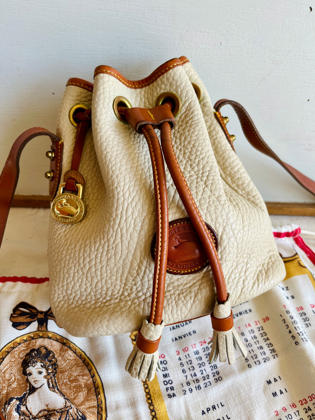 Vintage Dooney & Bourke R134 Mini Drawstring Shoulder-Crossbody Bag