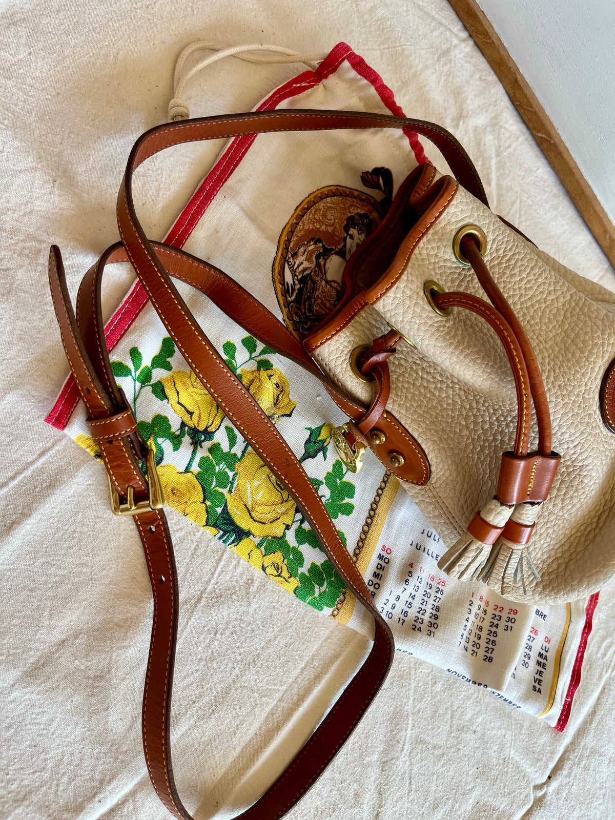 Vintage Dooney & Bourke R134 Mini Drawstring Shoulder-Crossbody Bag