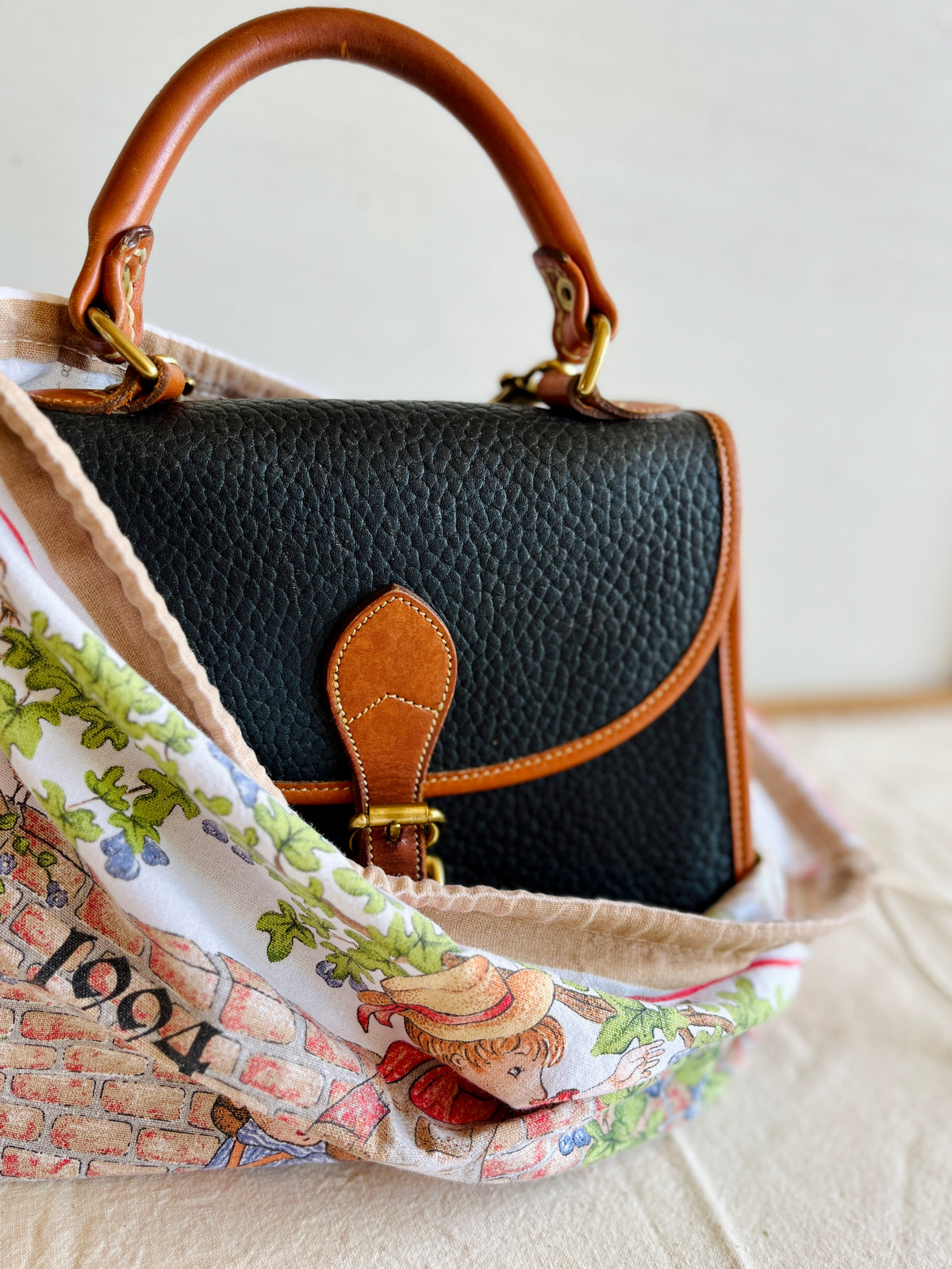 Vintage Dooney & Bourke R47 Carpet Bag Top Handle Satchel