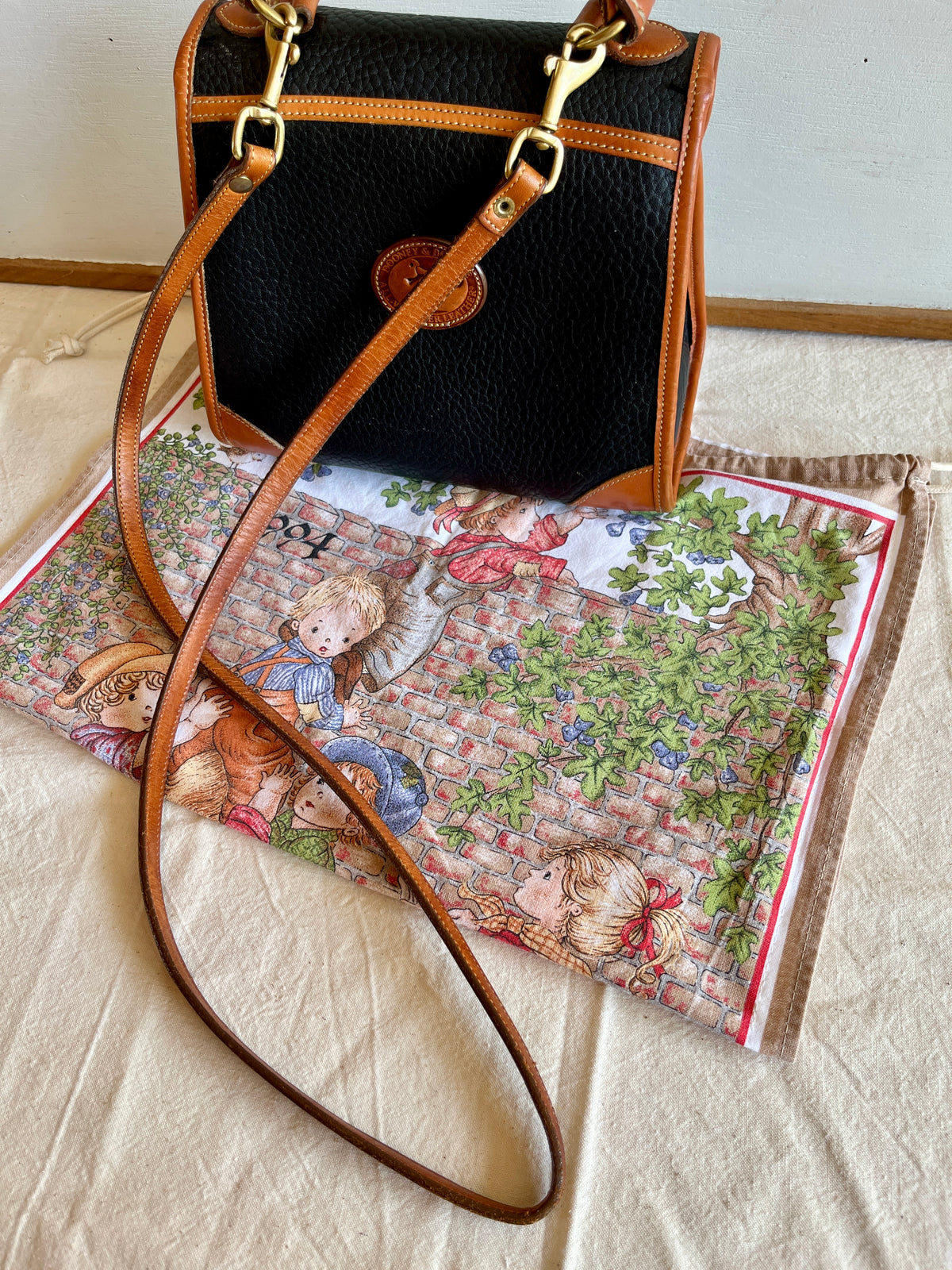 Vintage Dooney & Bourke R47 Carpet Bag Top Handle Satchel