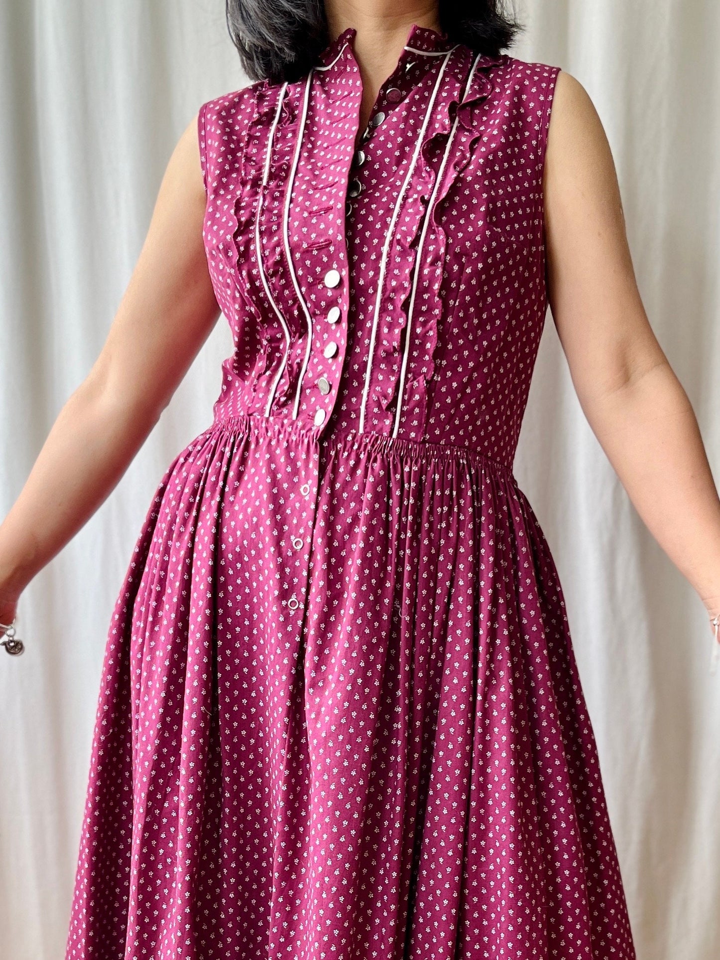 Adorable Vintage Austrian Folk Summer Dress