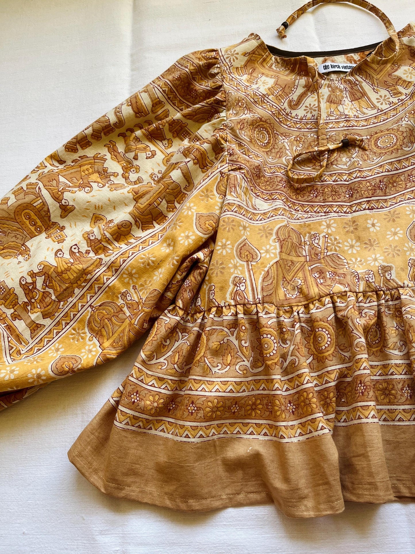 Balloon Sleeves Dolly Tunic